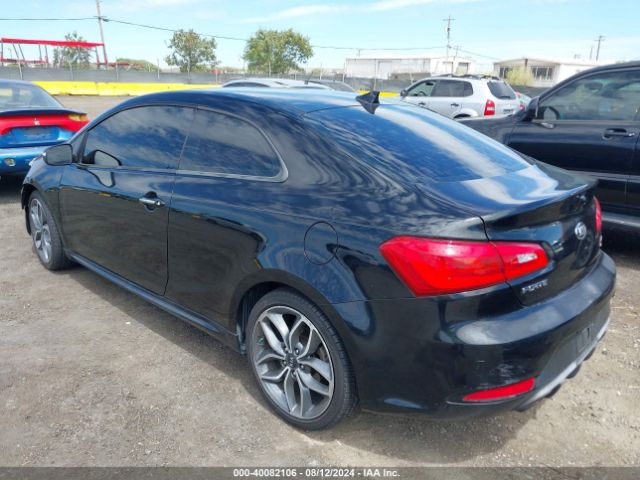 Photo 2 VIN: KNAFZ6A35F5373877 - KIA FORTE 