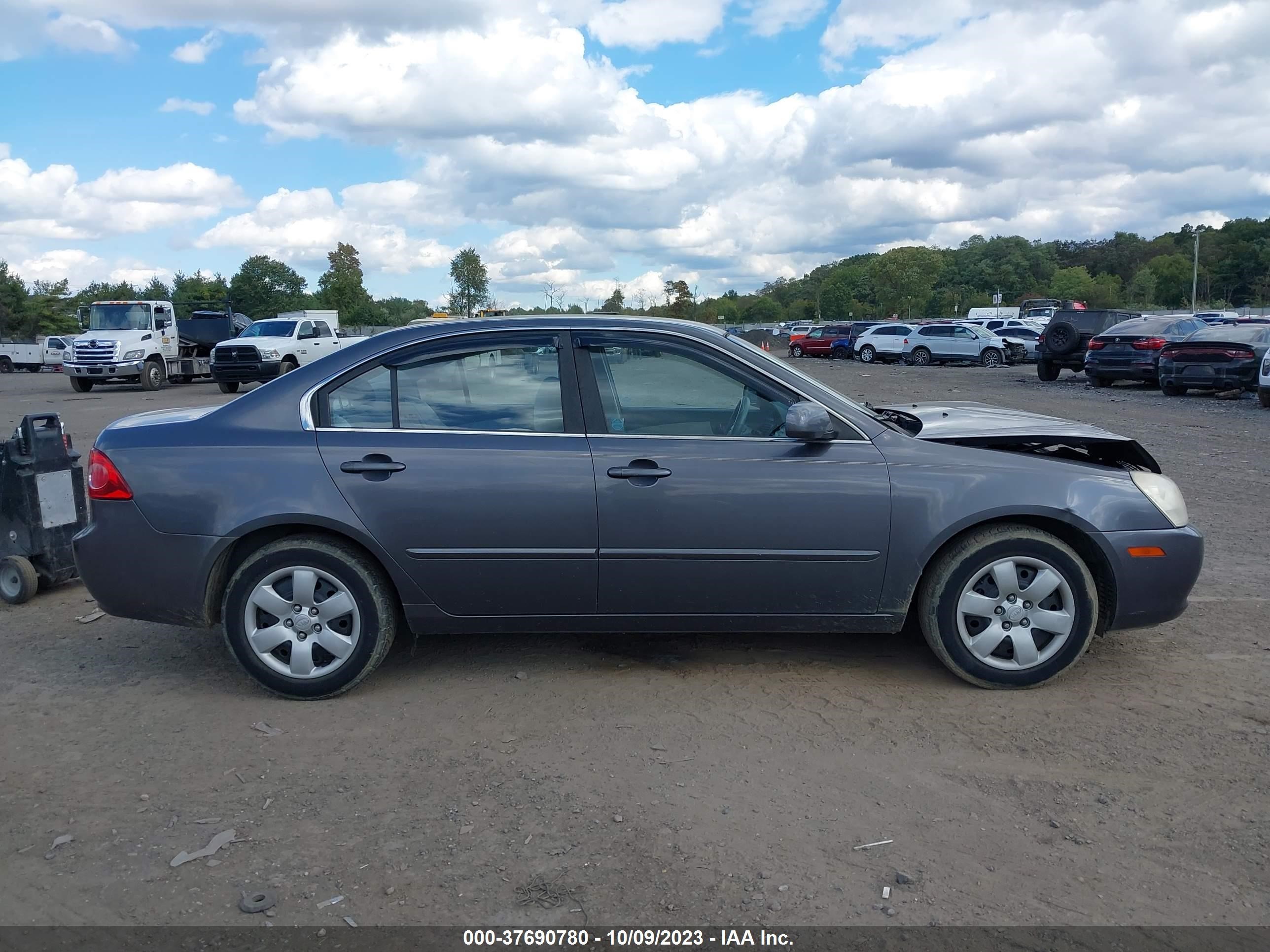 Photo 12 VIN: KNAGE123065042450 - KIA OPTIMA 