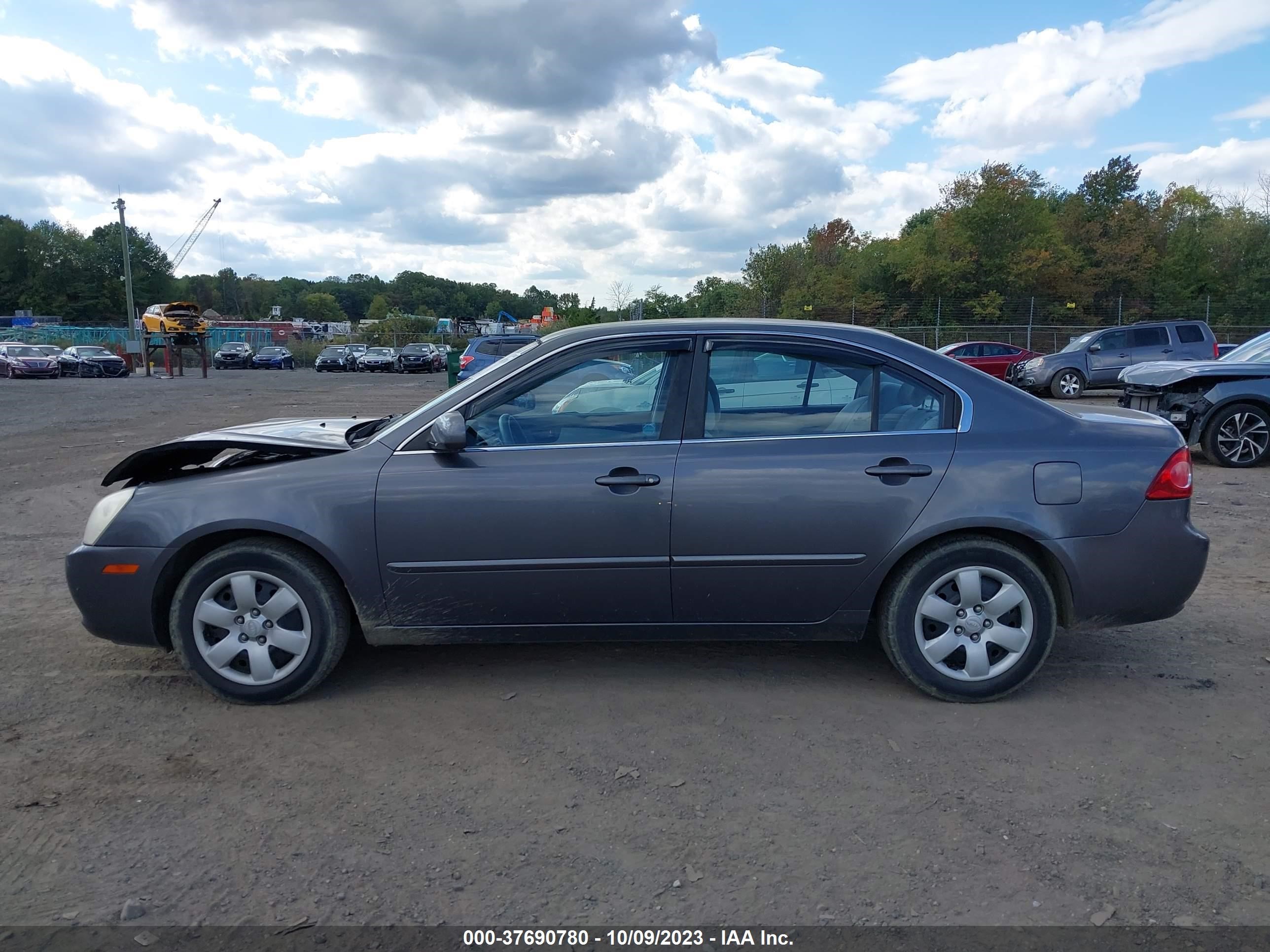 Photo 13 VIN: KNAGE123065042450 - KIA OPTIMA 