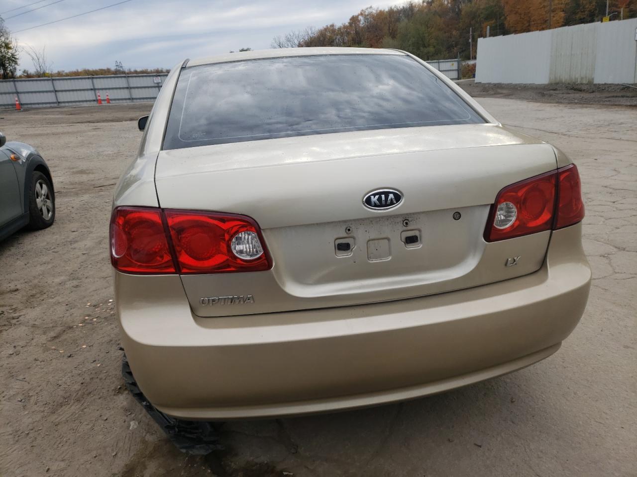 Photo 5 VIN: KNAGE123085174109 - KIA OPTIMA 