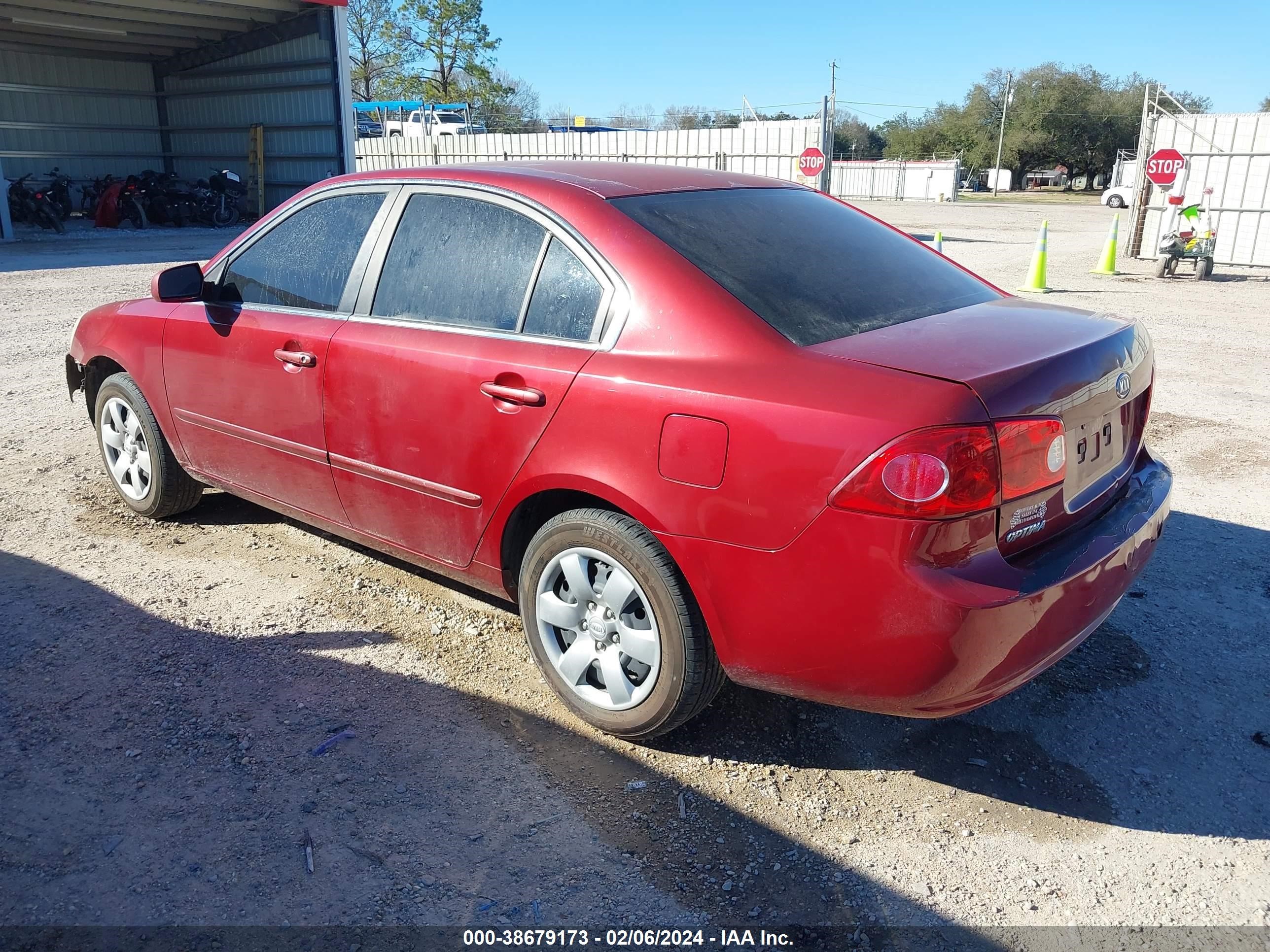 Photo 2 VIN: KNAGE123485227555 - KIA OPTIMA 