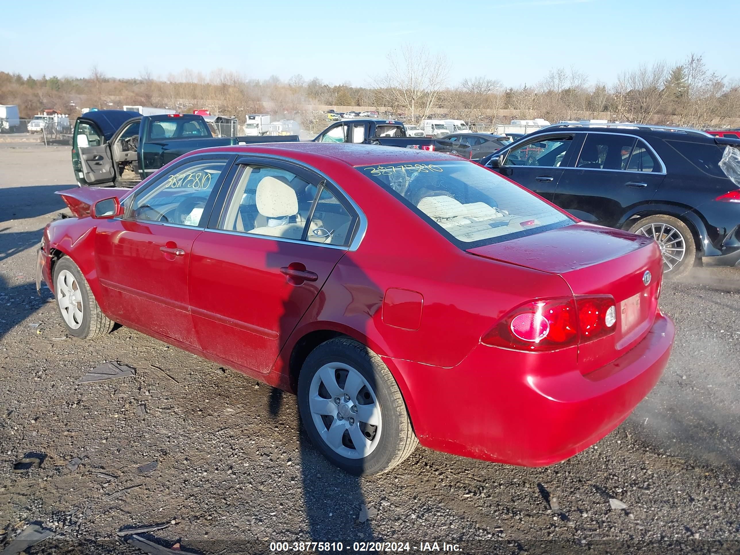 Photo 2 VIN: KNAGE123665032800 - KIA OPTIMA 