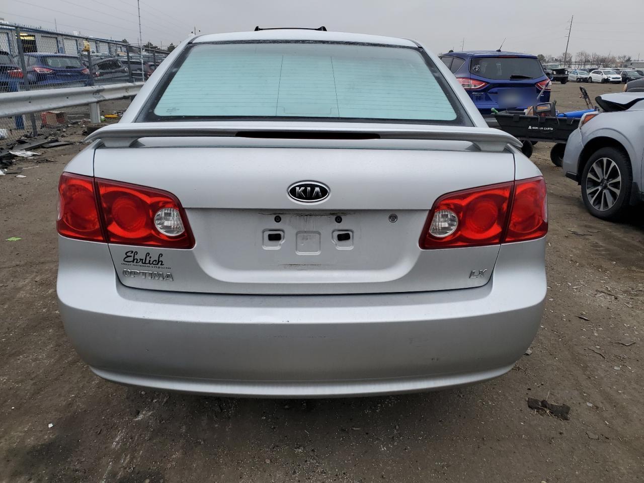 Photo 5 VIN: KNAGE123885265841 - KIA OPTIMA 