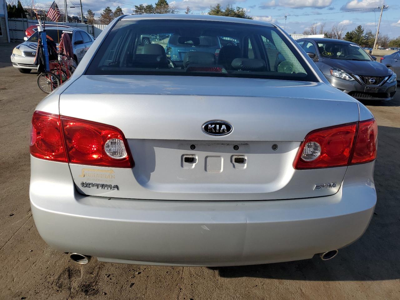 Photo 5 VIN: KNAGE124575156776 - KIA OPTIMA 