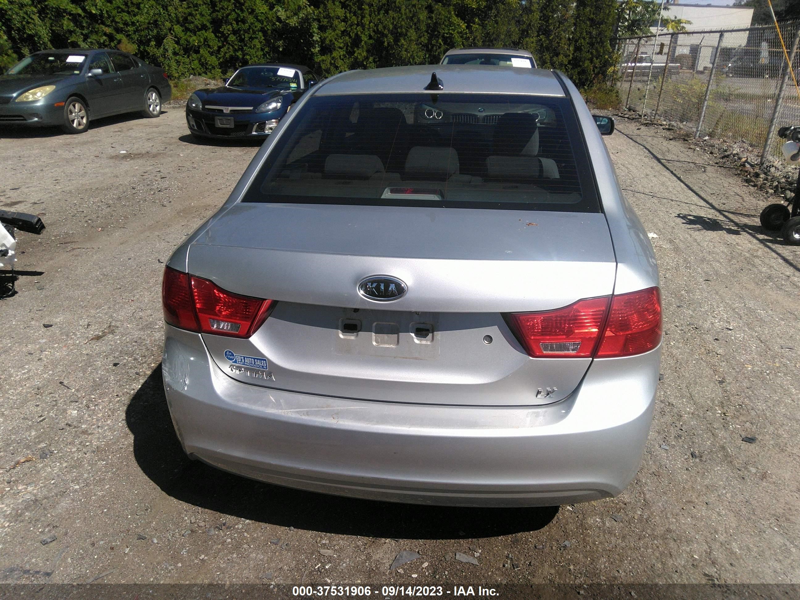 Photo 16 VIN: KNAGE228495332924 - KIA OPTIMA 