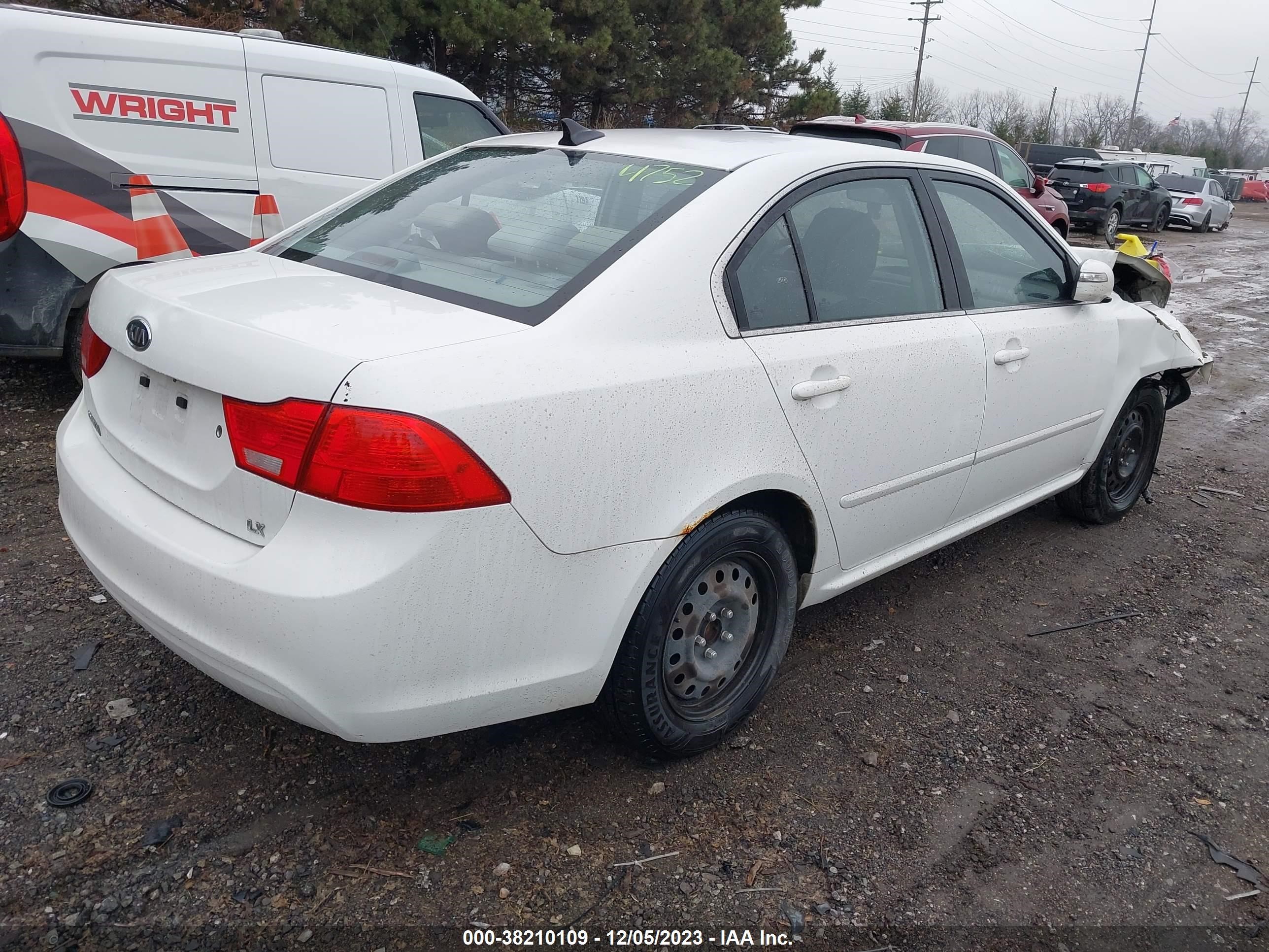 Photo 3 VIN: KNAGE228695299246 - KIA OPTIMA 