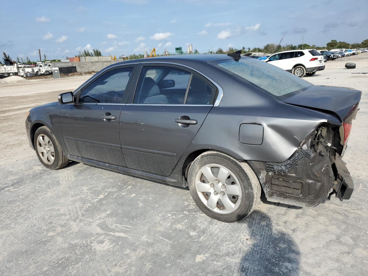 Photo 1 VIN: KNAGE228895326477 - KIA OPTIMA 