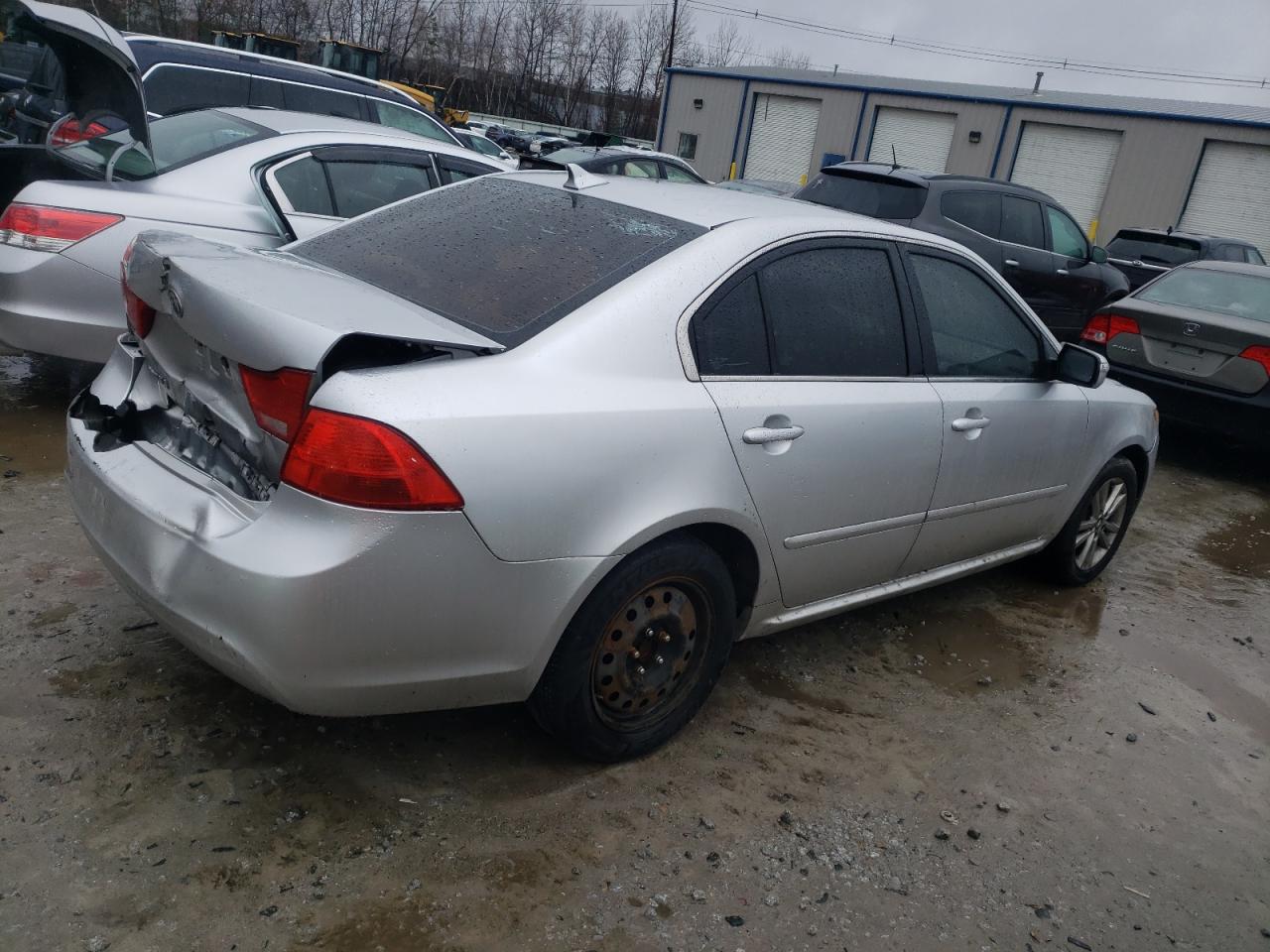 Photo 2 VIN: KNAGE228995307744 - KIA OPTIMA 