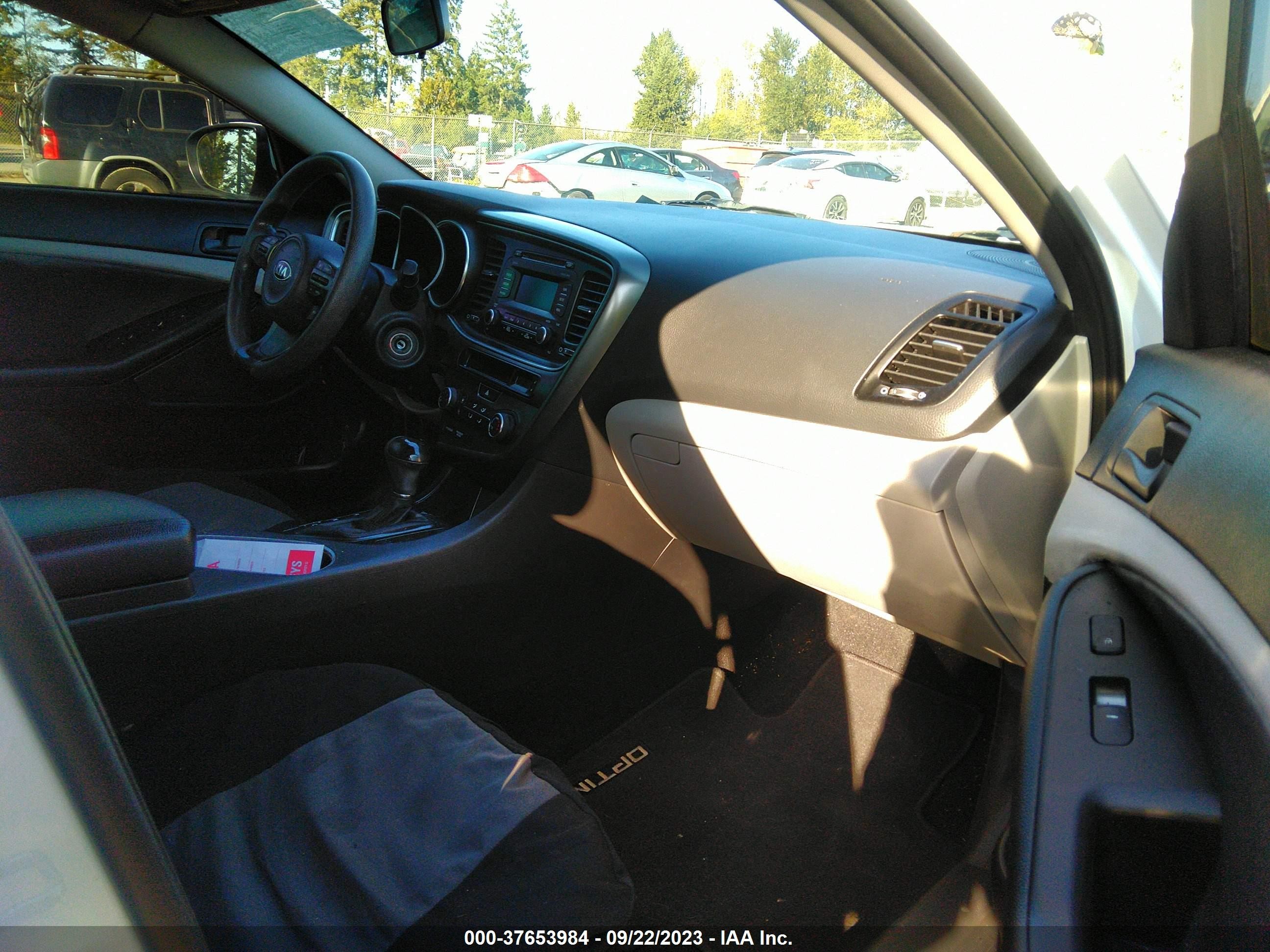 Photo 4 VIN: KNAGM4A70F5529995 - KIA OPTIMA 