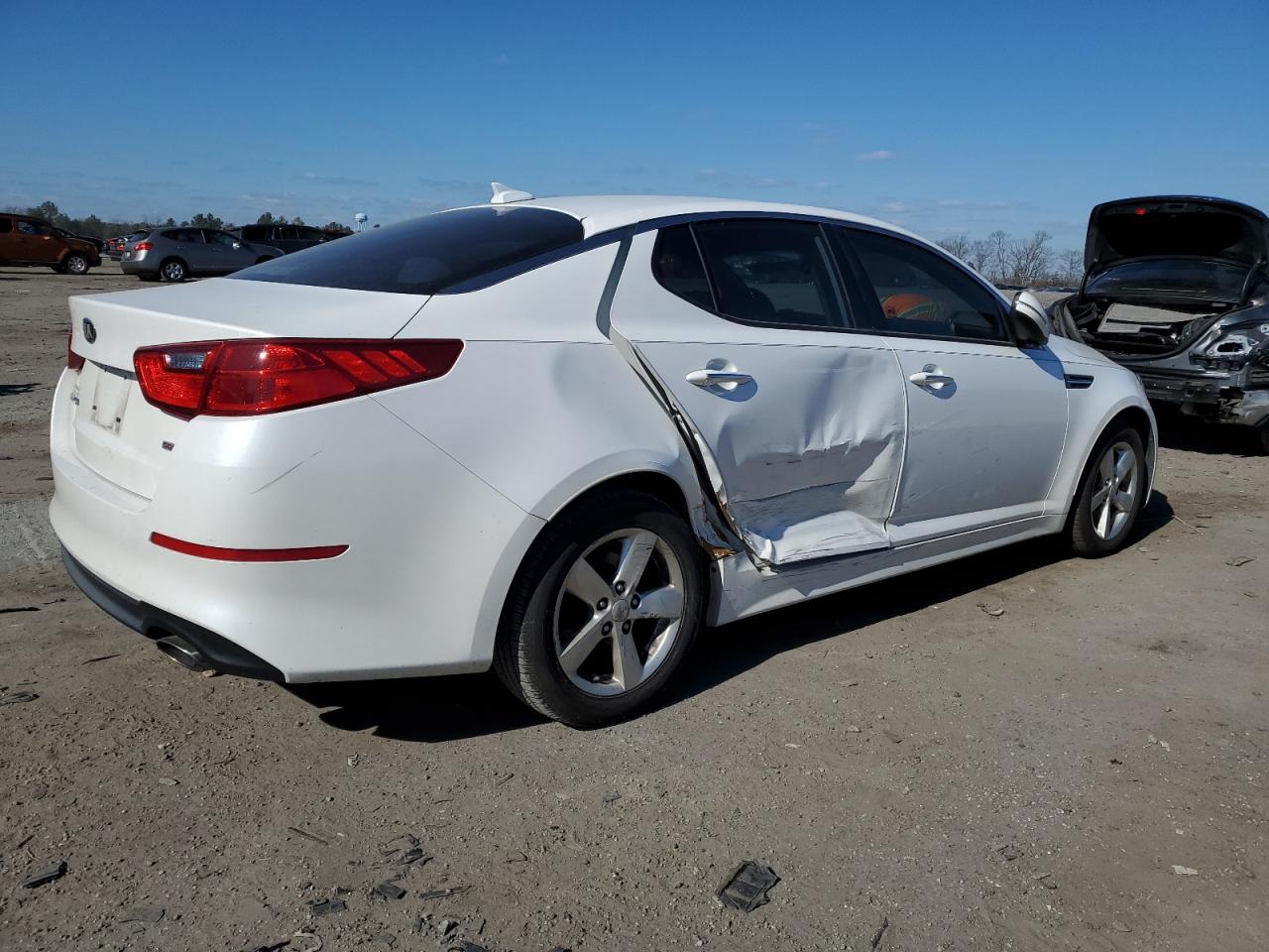 Photo 2 VIN: KNAGM4A70F5548885 - KIA OPTIMA 