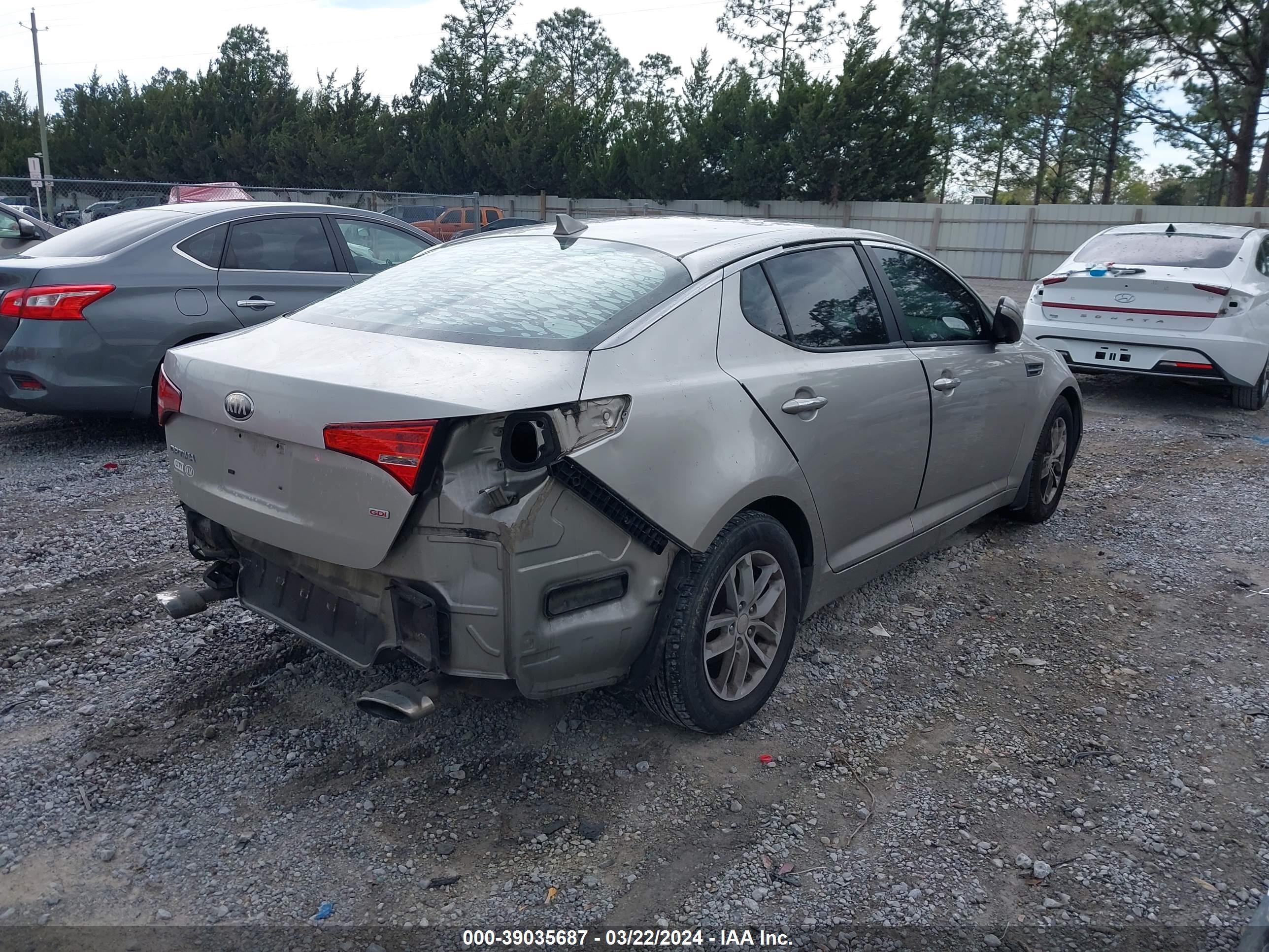 Photo 3 VIN: KNAGM4A71D5330192 - KIA OPTIMA 