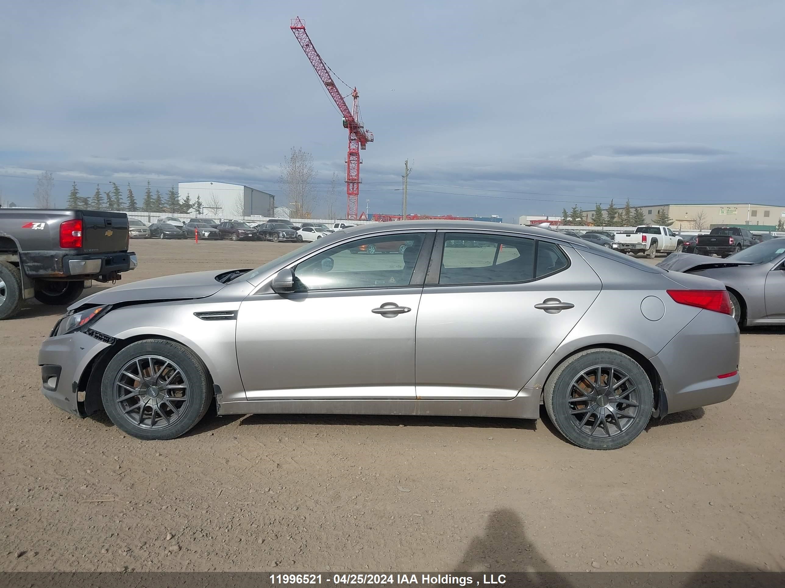 Photo 13 VIN: KNAGM4A71D5403559 - KIA OPTIMA 