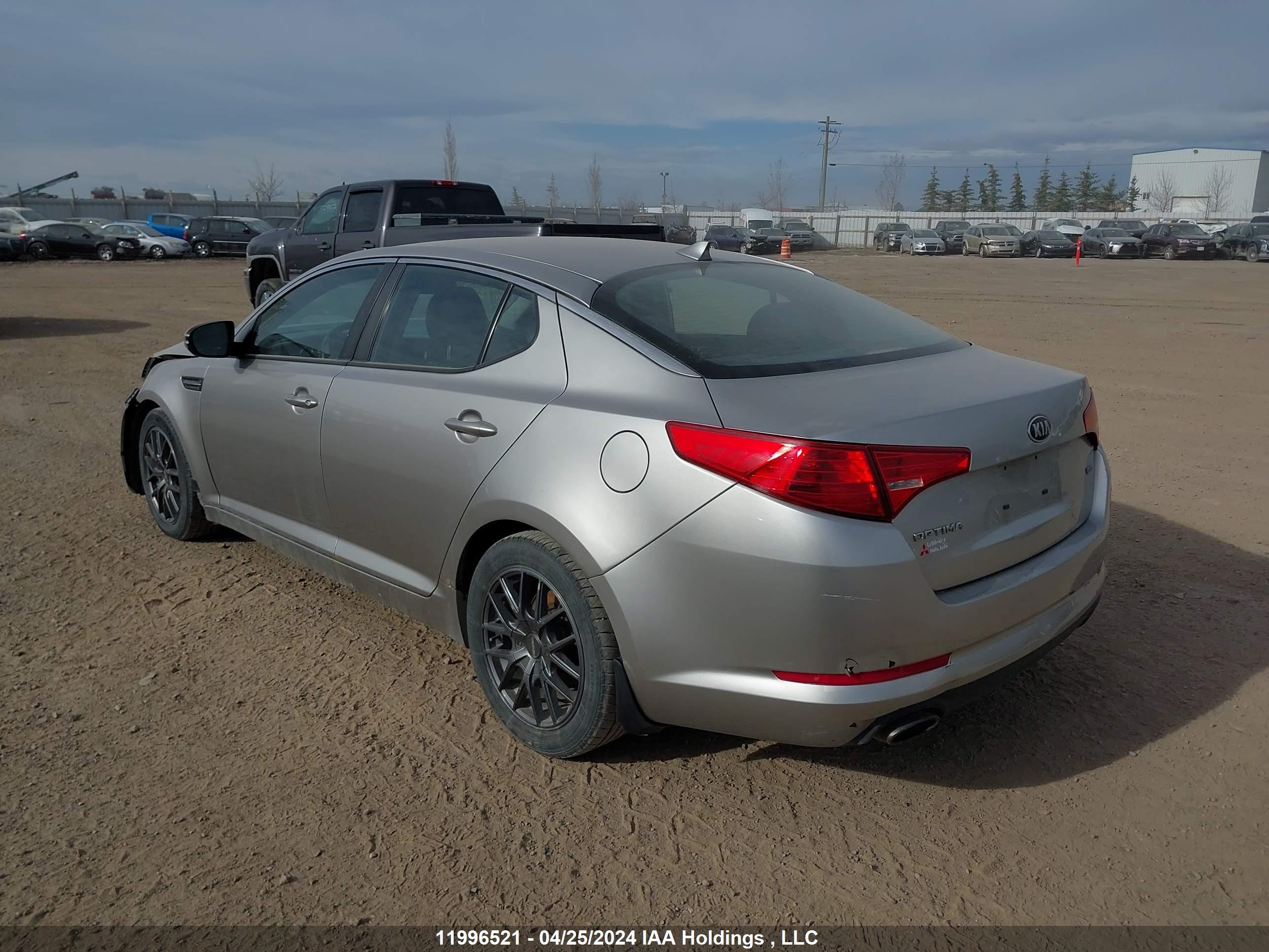 Photo 2 VIN: KNAGM4A71D5403559 - KIA OPTIMA 