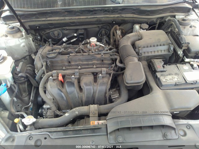 Photo 9 VIN: KNAGM4A71E5509401 - KIA OPTIMA 