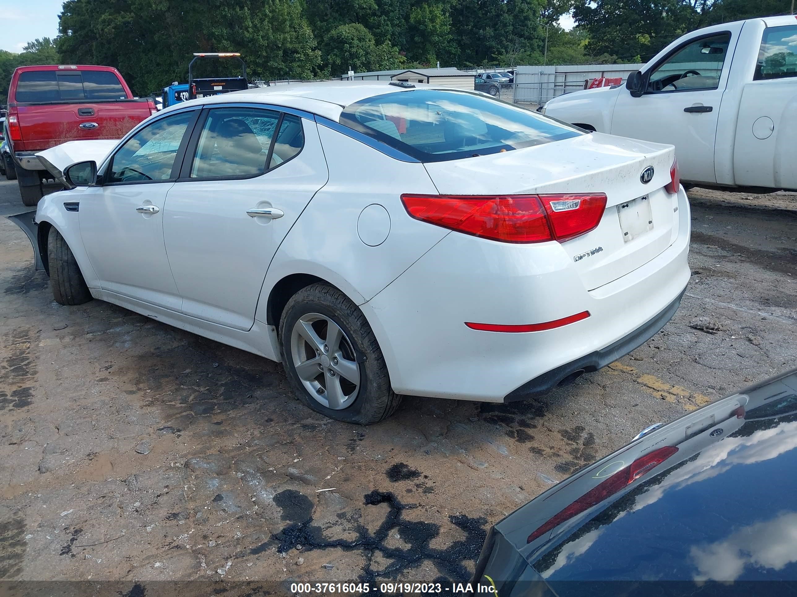 Photo 2 VIN: KNAGM4A71F5597271 - KIA OPTIMA 