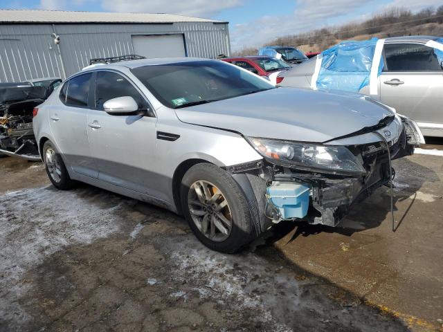 Photo 3 VIN: KNAGM4A72B5070401 - KIA OPTIMA LX 