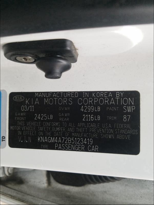 Photo 9 VIN: KNAGM4A72B5123419 - KIA OPTIMA LX 