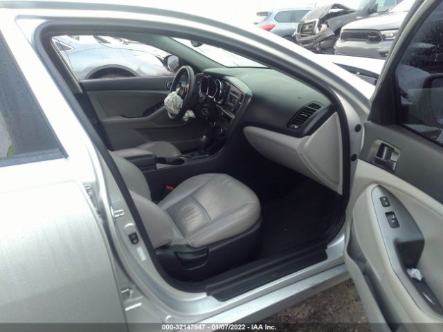 Photo 4 VIN: KNAGM4A72C5279381 - KIA OPTIMA 