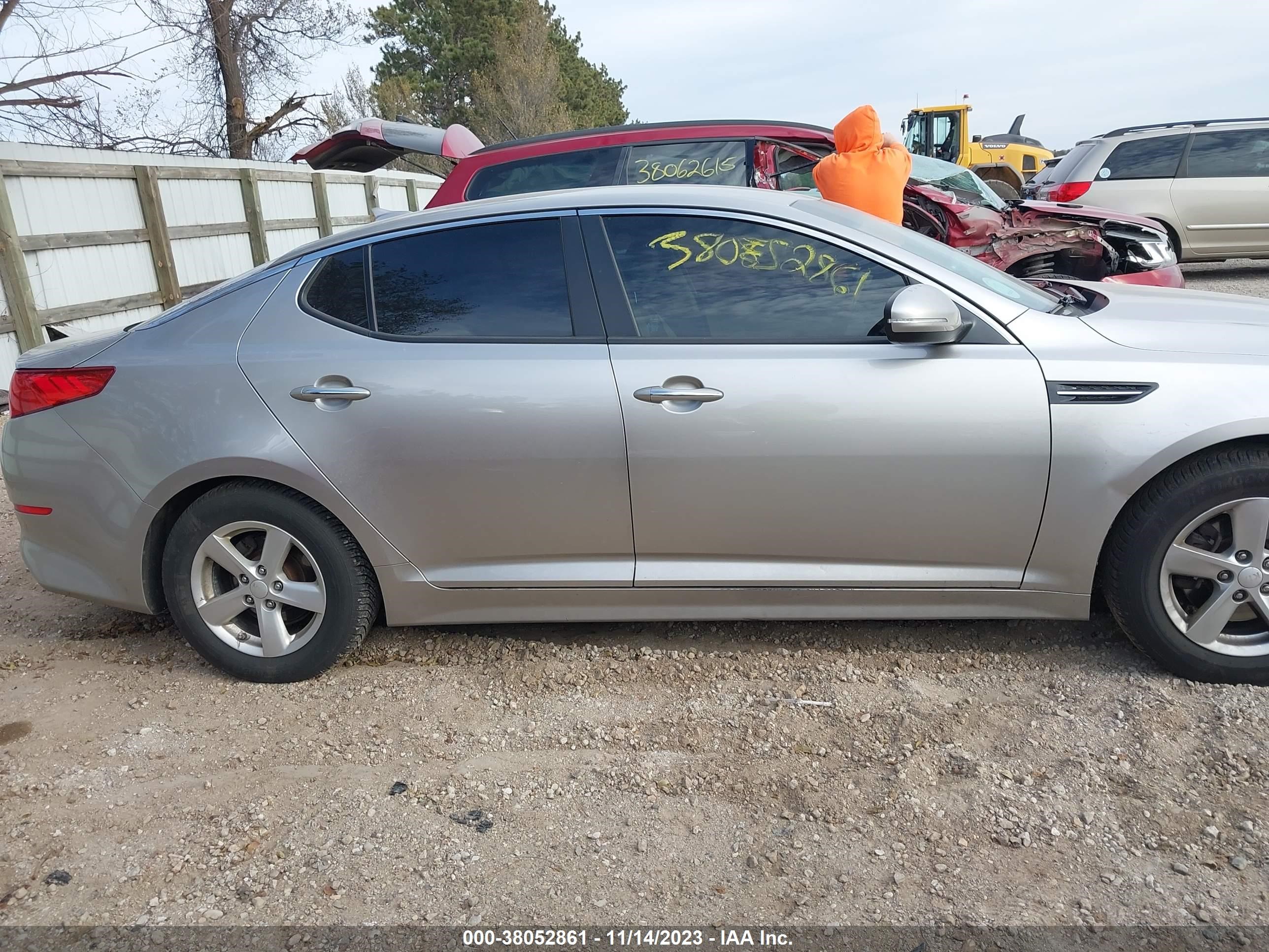 Photo 12 VIN: KNAGM4A72E5455199 - KIA OPTIMA 