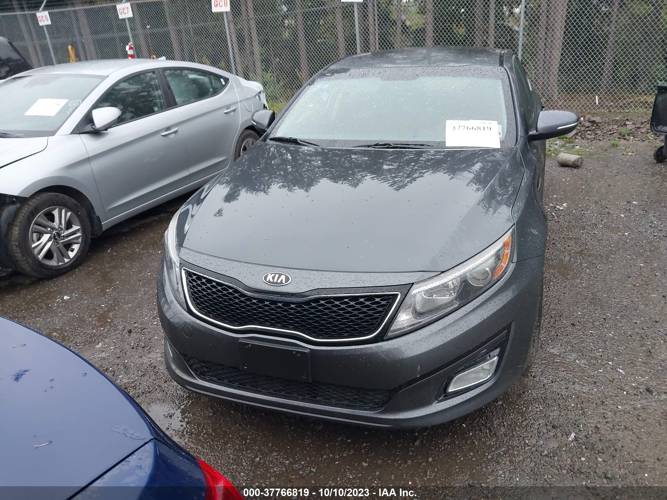 Photo 11 VIN: KNAGM4A72F5640886 - KIA OPTIMA 