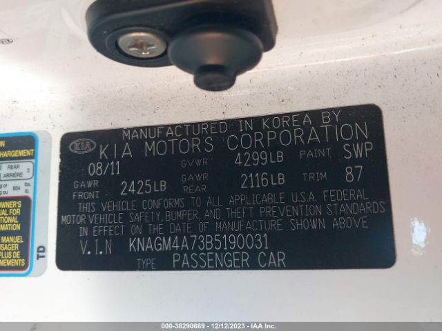 Photo 8 VIN: KNAGM4A73B5190031 - KIA OPTIMA 