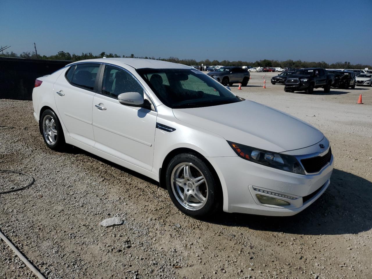 Photo 3 VIN: KNAGM4A73D5376946 - KIA OPTIMA 