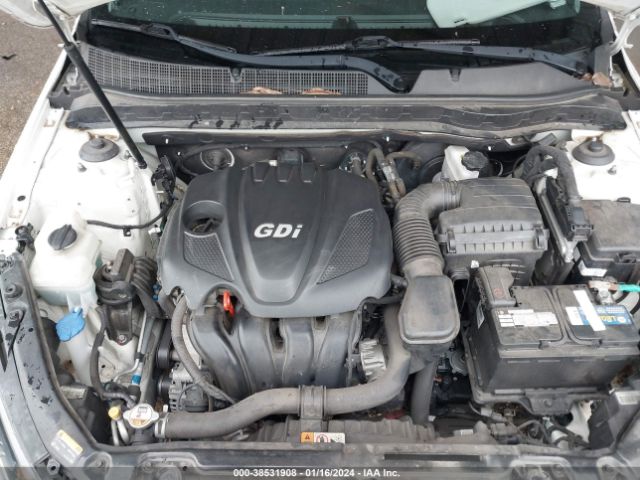 Photo 9 VIN: KNAGM4A73F5614796 - KIA OPTIMA 