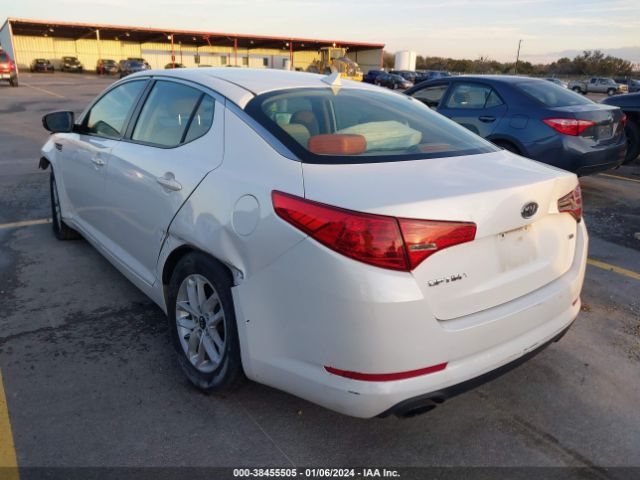 Photo 2 VIN: KNAGM4A74B5055818 - KIA OPTIMA 