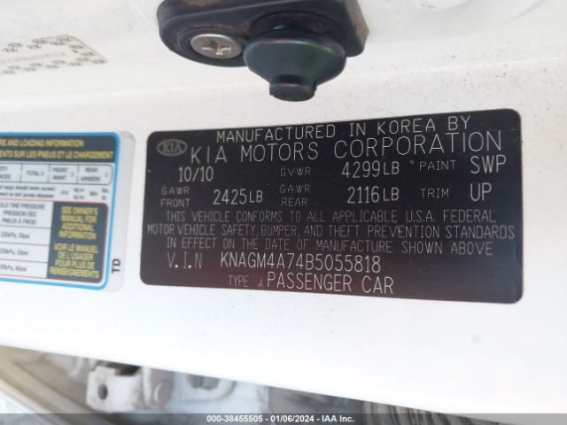 Photo 8 VIN: KNAGM4A74B5055818 - KIA OPTIMA 