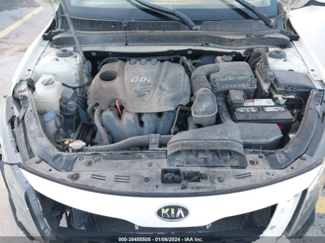 Photo 9 VIN: KNAGM4A74B5055818 - KIA OPTIMA 