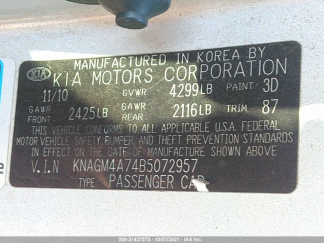 Photo 8 VIN: KNAGM4A74B5072957 - KIA OPTIMA 