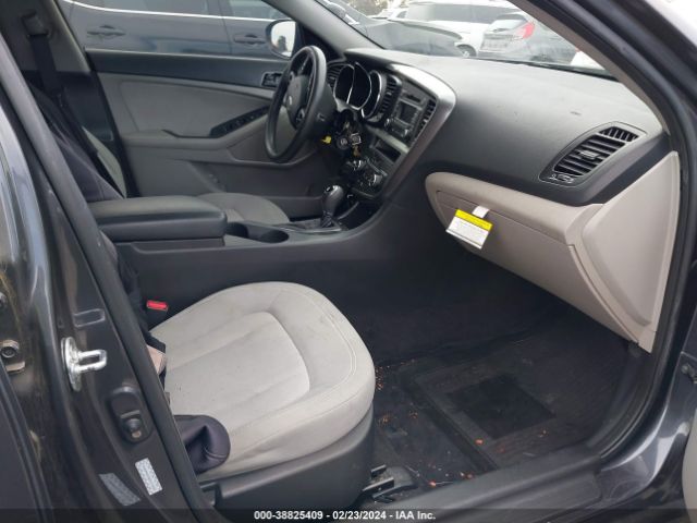 Photo 4 VIN: KNAGM4A74B5172735 - KIA OPTIMA 