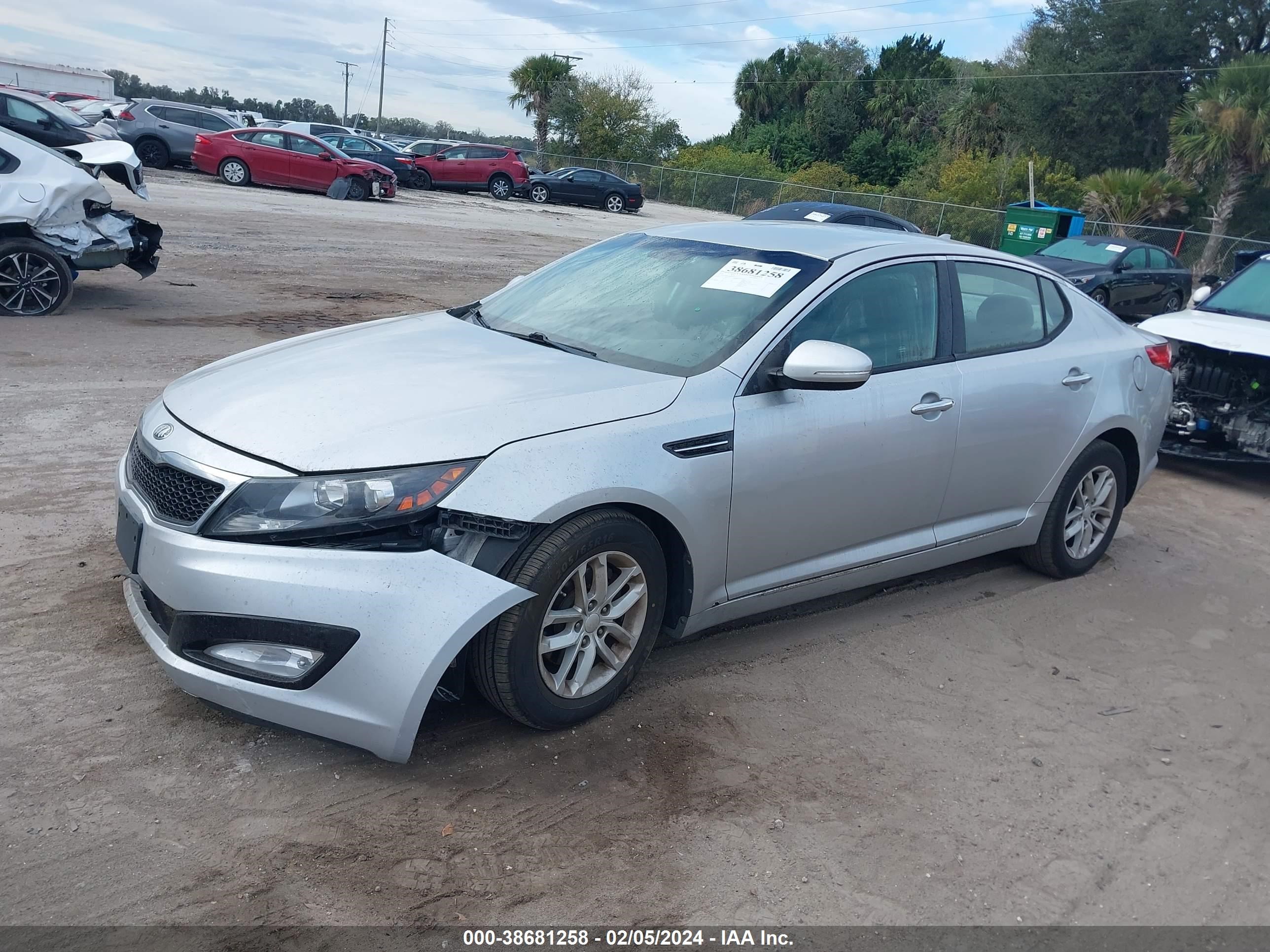 Photo 1 VIN: KNAGM4A74D5379550 - KIA OPTIMA 