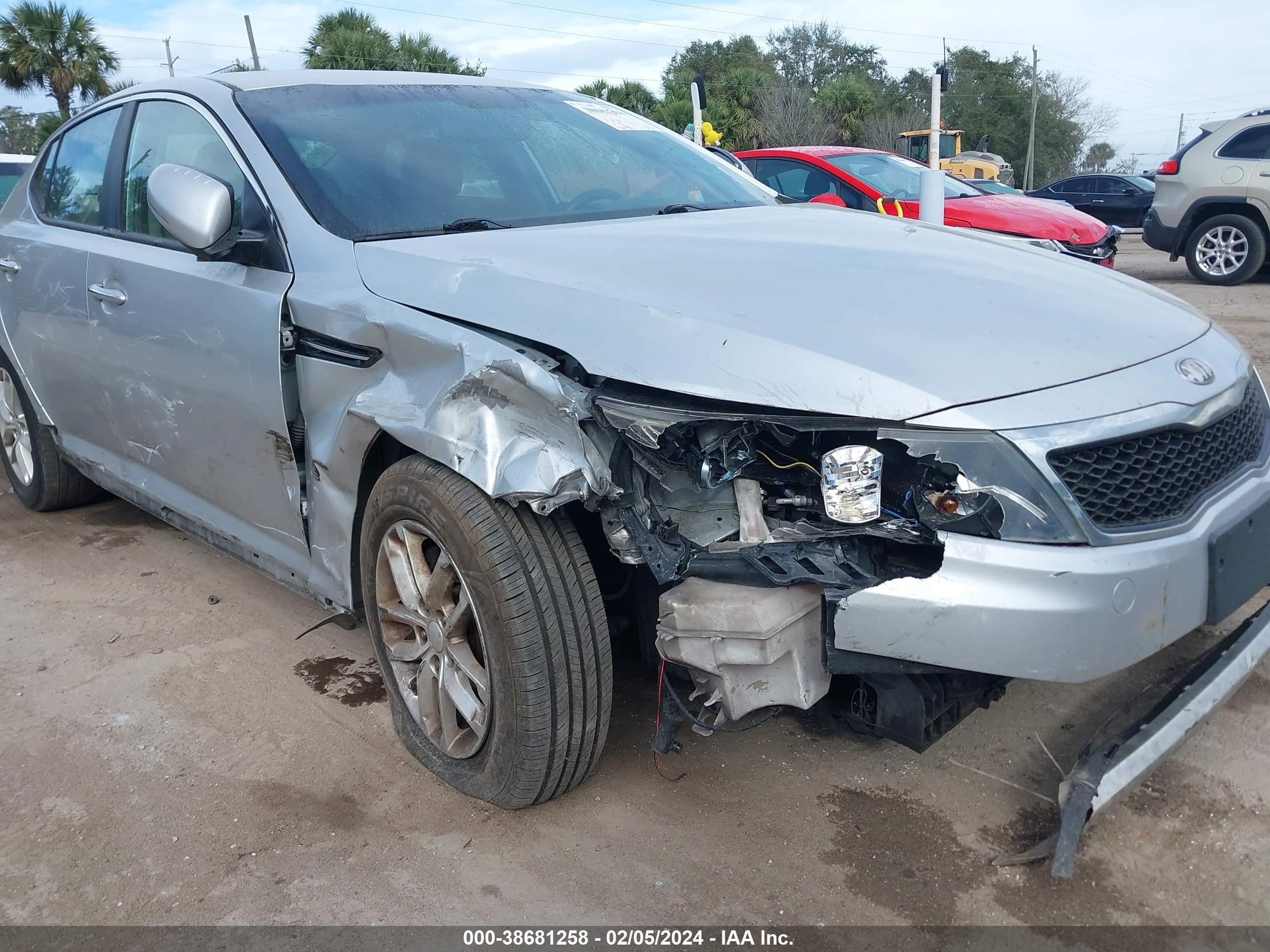 Photo 5 VIN: KNAGM4A74D5379550 - KIA OPTIMA 