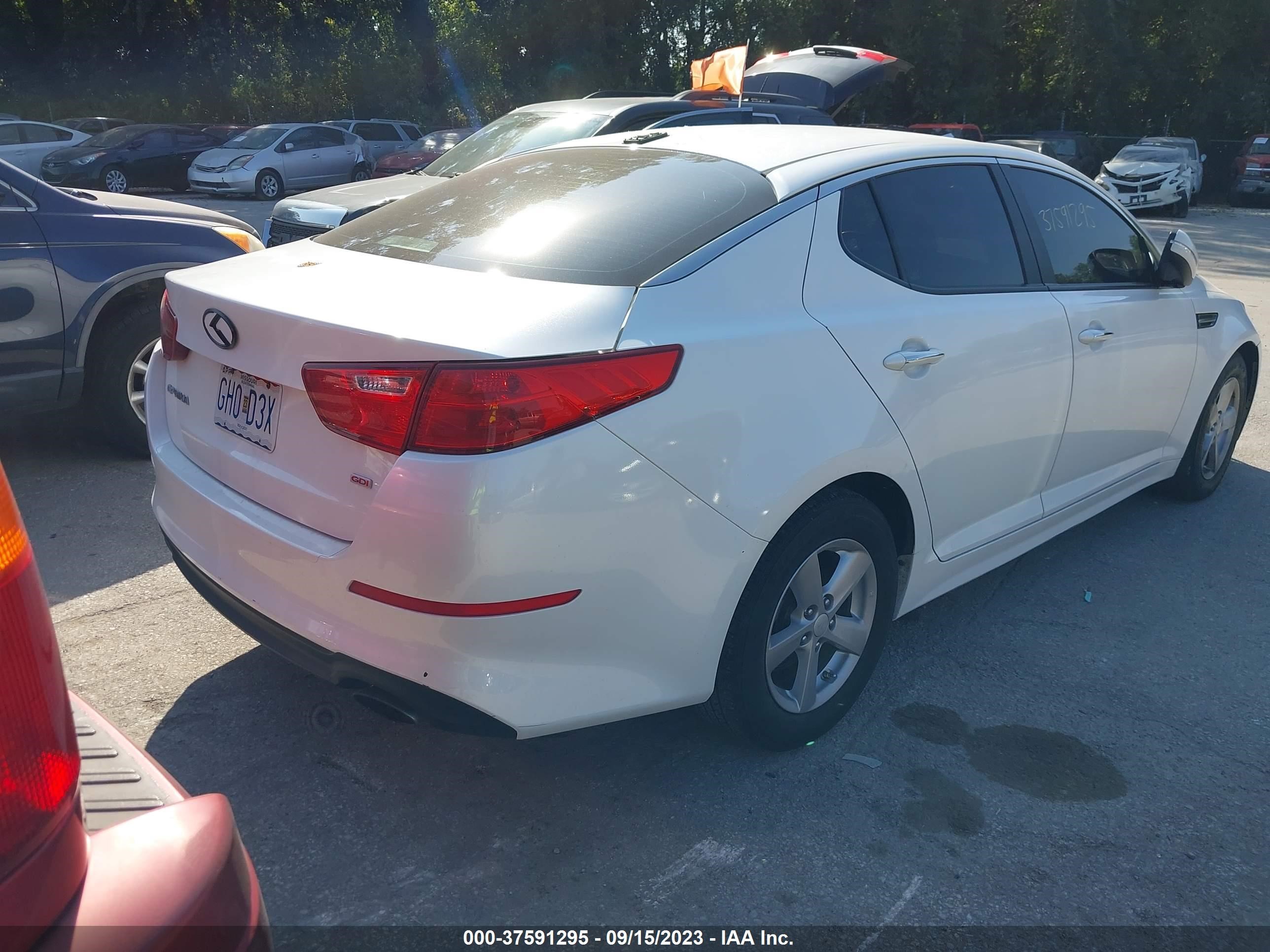 Photo 3 VIN: KNAGM4A74F5550980 - KIA OPTIMA 