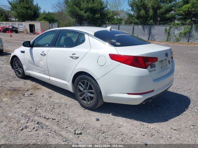 Photo 2 VIN: KNAGM4A75B5066102 - KIA OPTIMA 