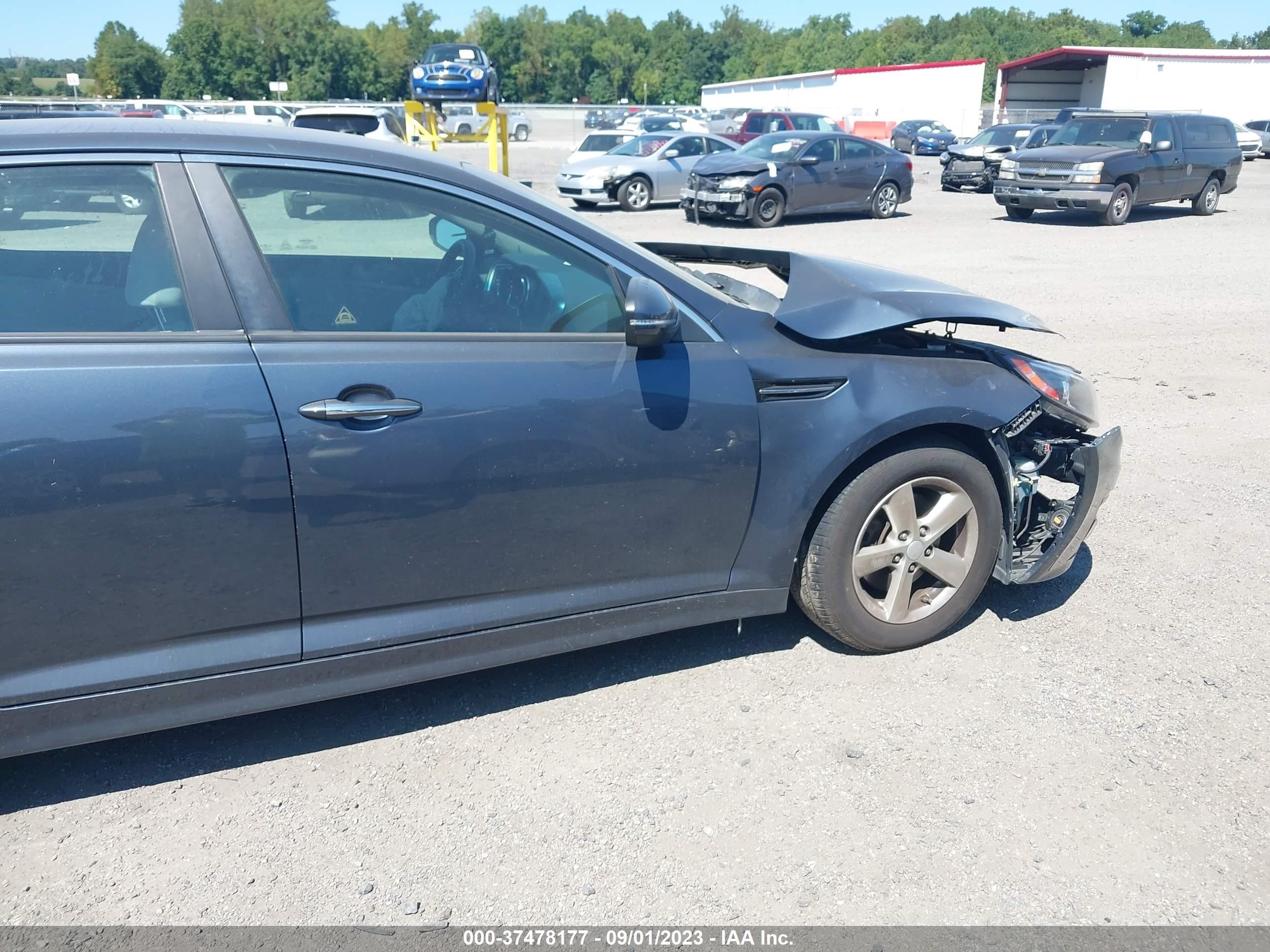 Photo 12 VIN: KNAGM4A75F5546873 - KIA OPTIMA 