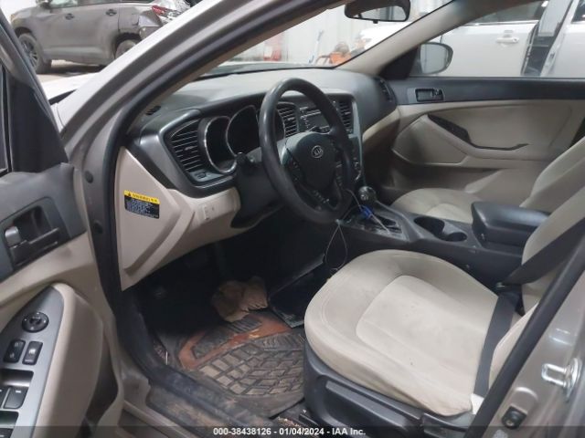 Photo 4 VIN: KNAGM4A76B5164121 - KIA OPTIMA 