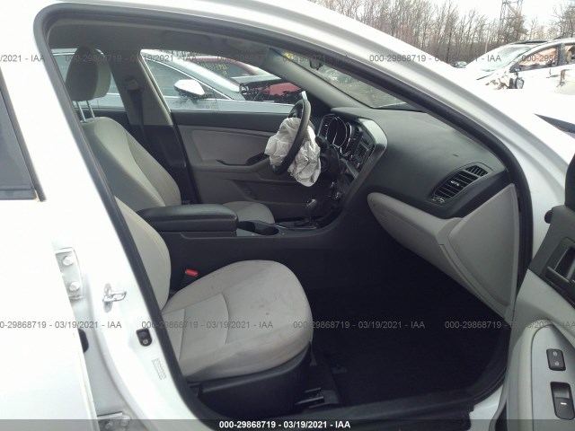 Photo 4 VIN: KNAGM4A76C5298208 - KIA OPTIMA 