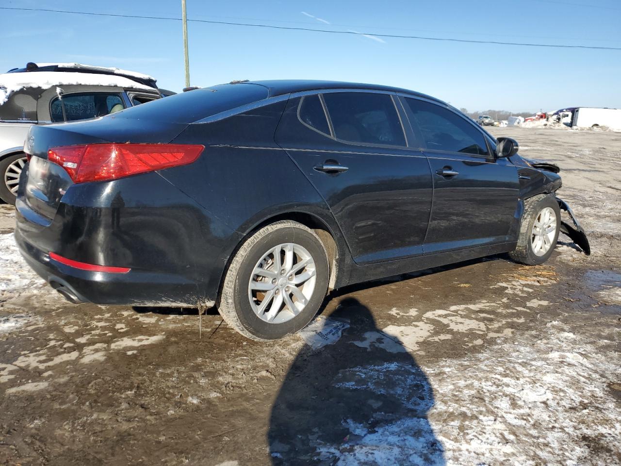 Photo 2 VIN: KNAGM4A76D5303845 - KIA OPTIMA 