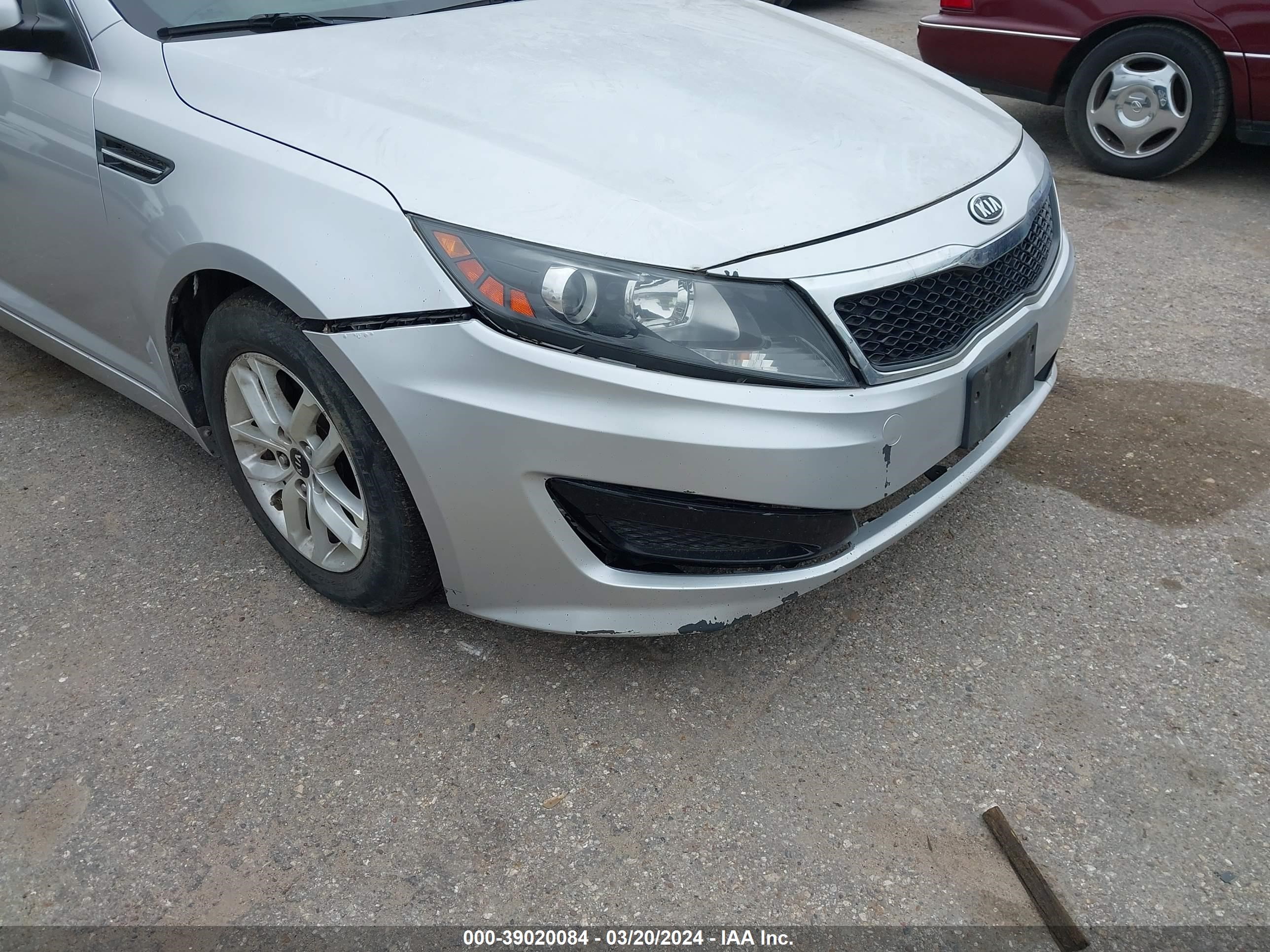 Photo 5 VIN: KNAGM4A77B5067235 - KIA OPTIMA 