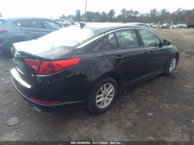 Photo 3 VIN: KNAGM4A77B5067350 - KIA OPTIMA 