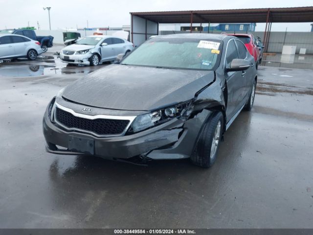 Photo 5 VIN: KNAGM4A77B5188329 - KIA OPTIMA 