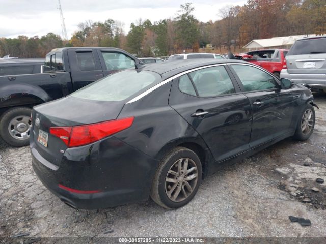 Photo 3 VIN: KNAGM4A77D5305605 - KIA OPTIMA 