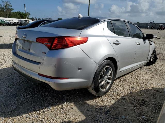 Photo 2 VIN: KNAGM4A77D5374066 - KIA OPTIMA LX 