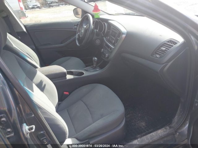 Photo 4 VIN: KNAGM4A77F5598425 - KIA OPTIMA 