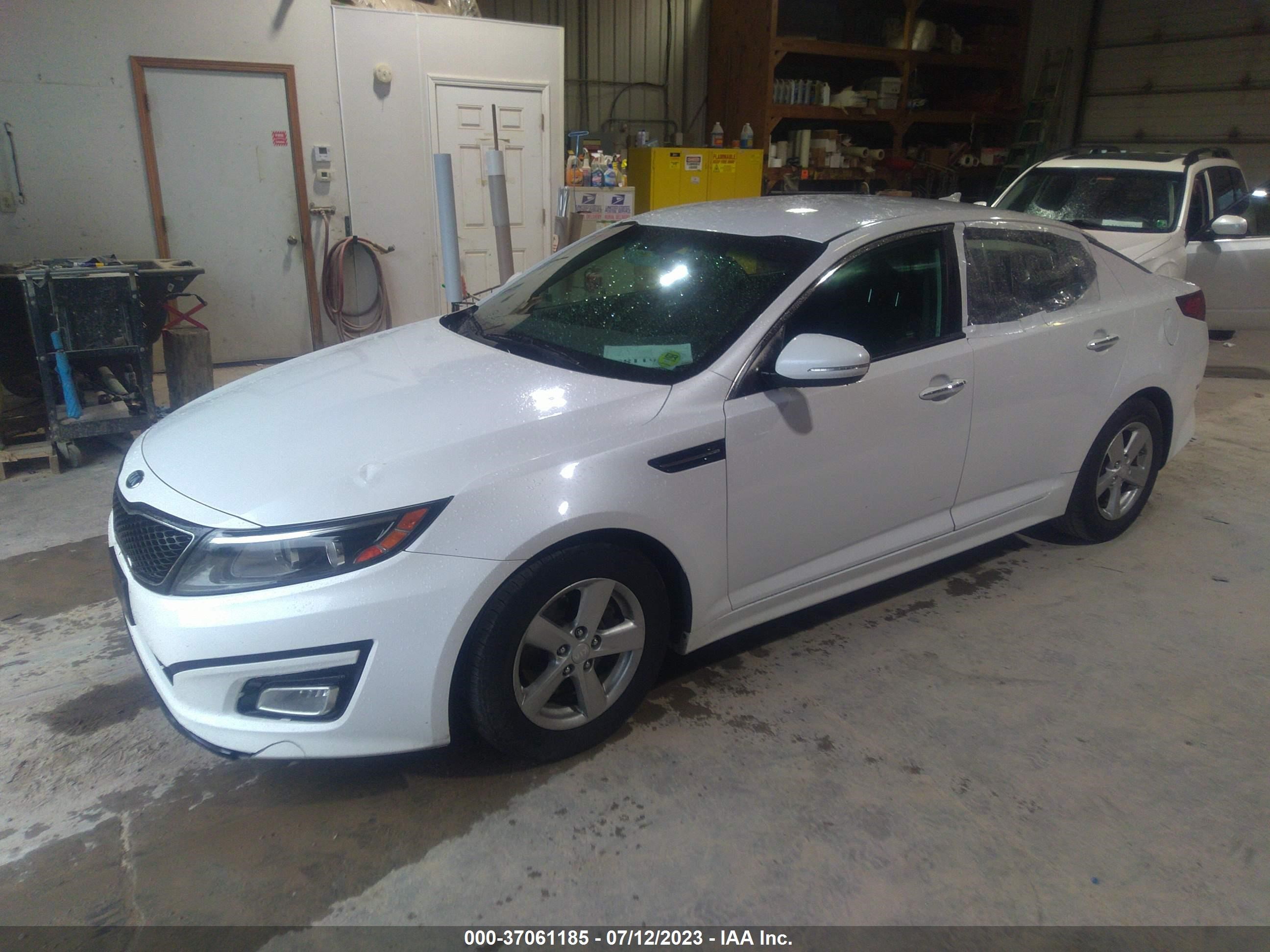 Photo 1 VIN: KNAGM4A77F5611660 - KIA OPTIMA 