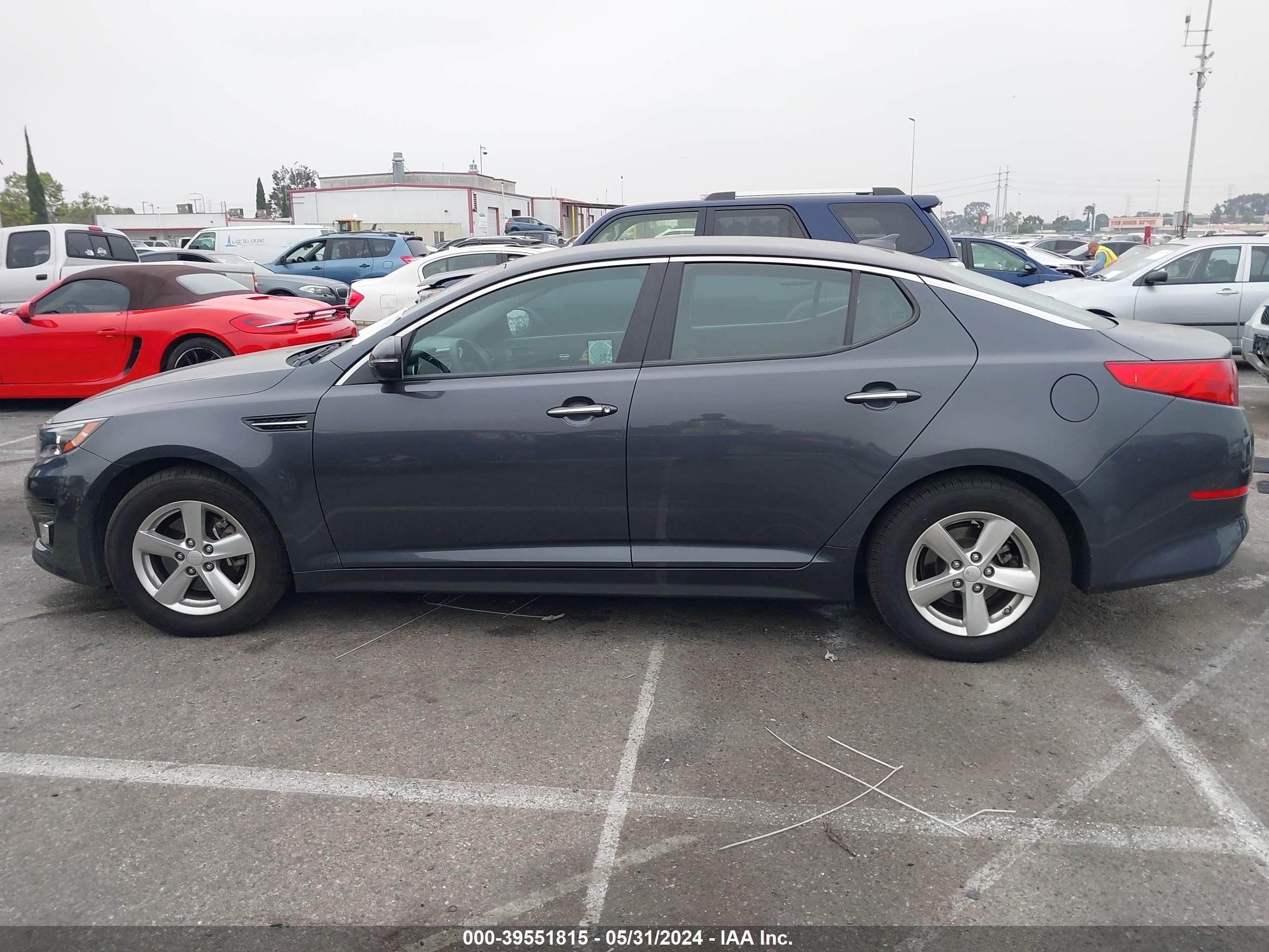 Photo 12 VIN: KNAGM4A77F5634226 - KIA OPTIMA 