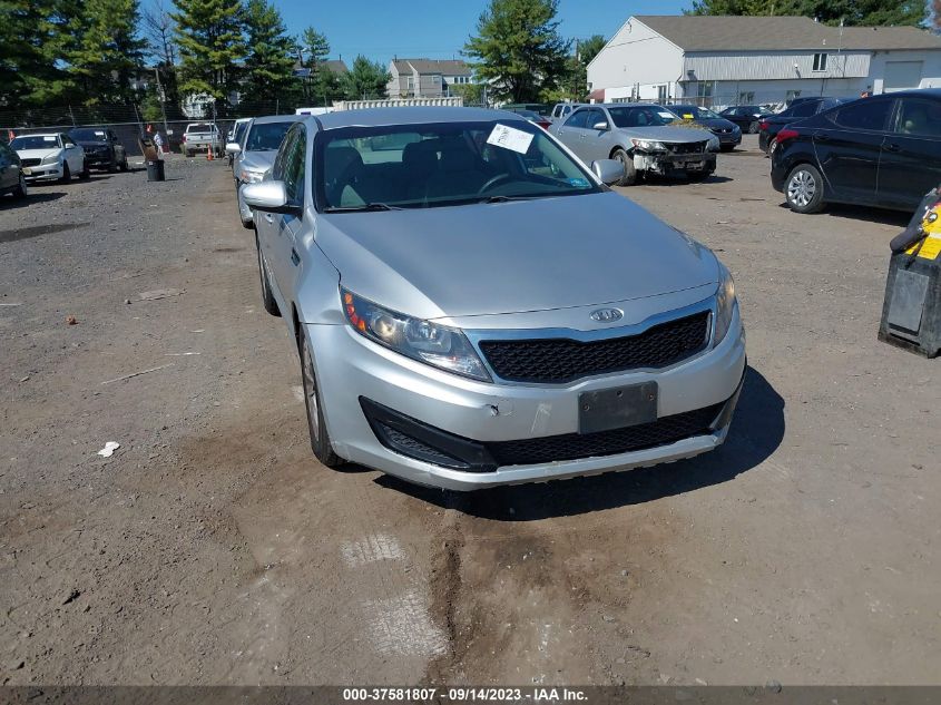 Photo 5 VIN: KNAGM4A78B5110156 - KIA OPTIMA 