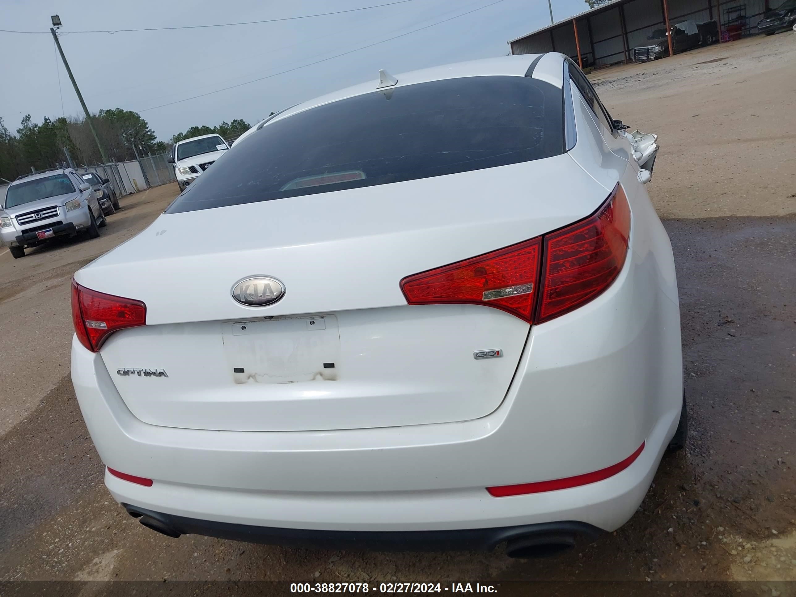 Photo 15 VIN: KNAGM4A78D5386498 - KIA OPTIMA 